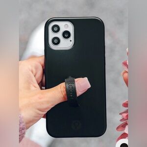 SOLD!Loopy case, Black Stealth (matte) for iPhone 13 Pro, w/four charging cables